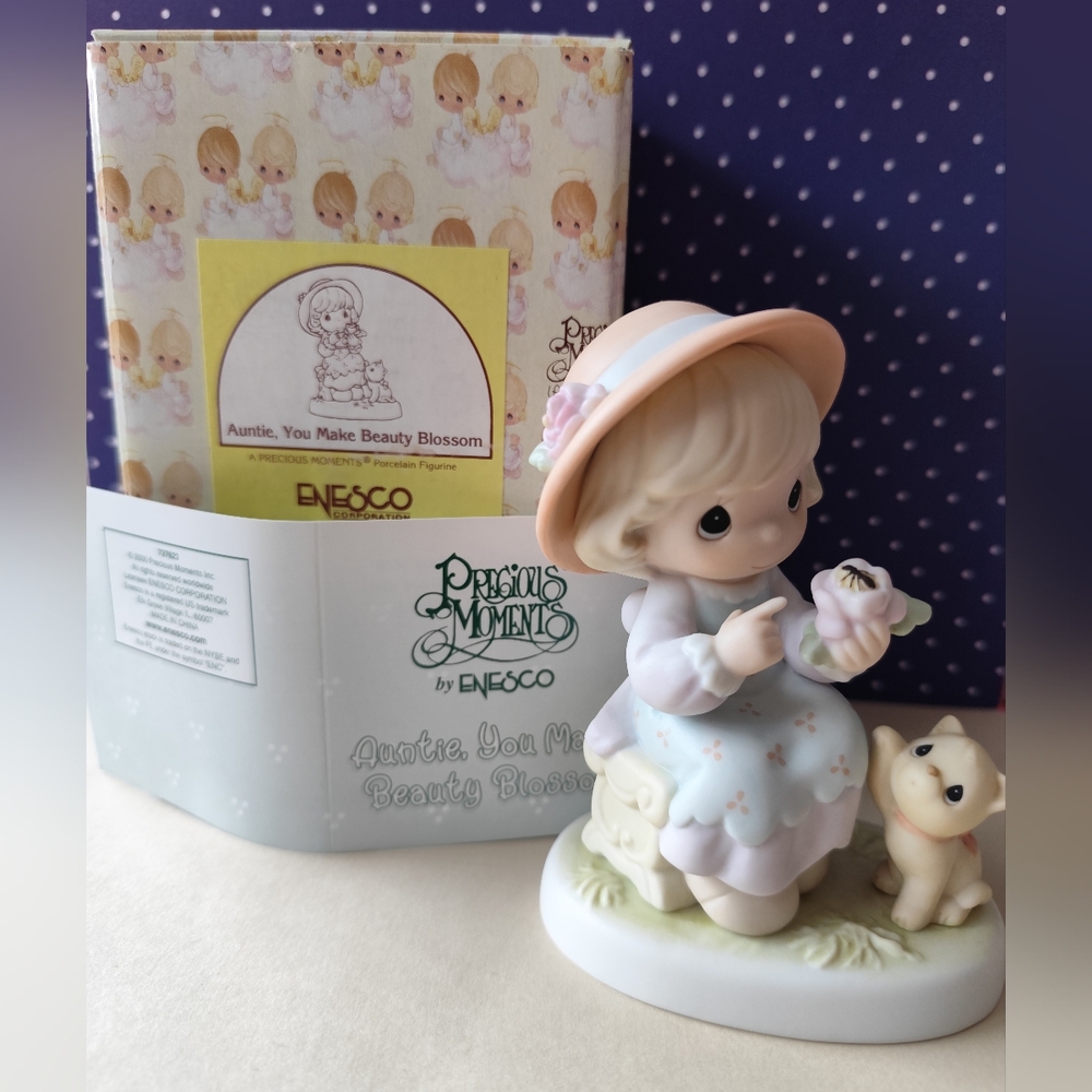 Precious Moments--"Auntie, You Make Beauty Blossom" Figurine w Box